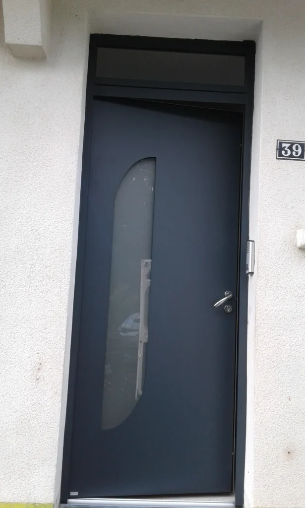 Porte d'entrée : réalisation de Gamso Menuiserie